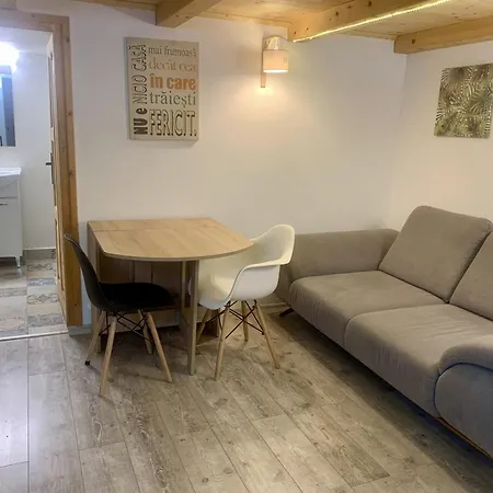 Chic Retreat In The Heart Of The