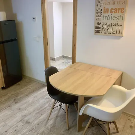 Chic Retreat In The Heart Of The 3* Клуж-Напока